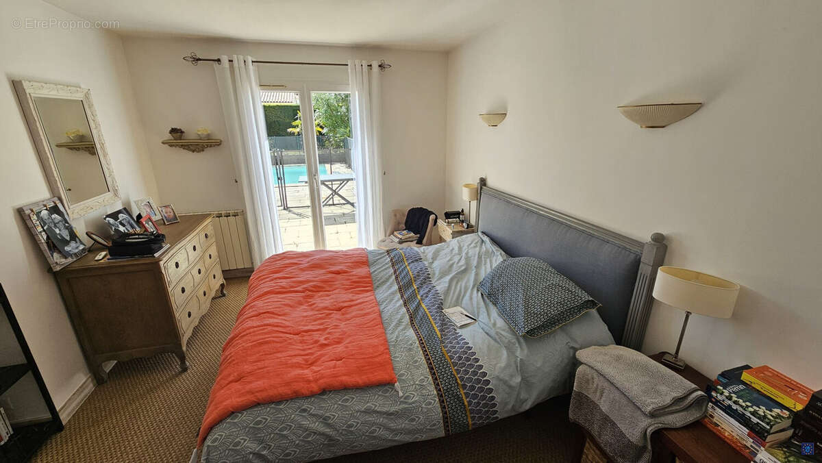 Maison à VAUX-SUR-MER