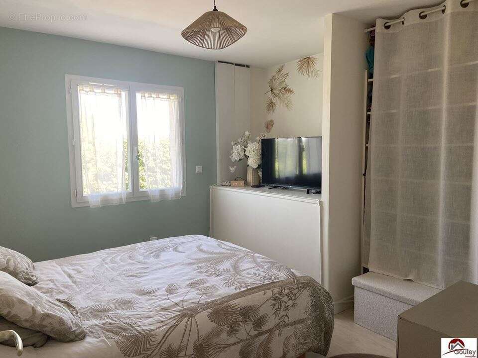 Maison 114 m² à Changy  - photo 7