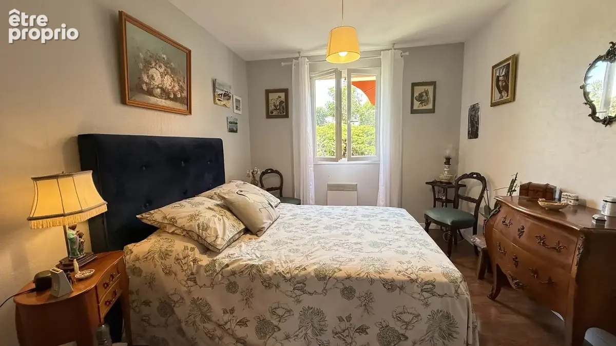 Viager occupé Monsieur 82 ans et Dame 89 ans - Maison de plain-pied avec garage et jardin - photo 13