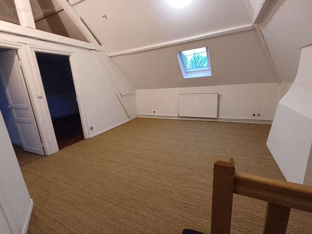 Maison à BERTEAUCOURT-LES-DAMES