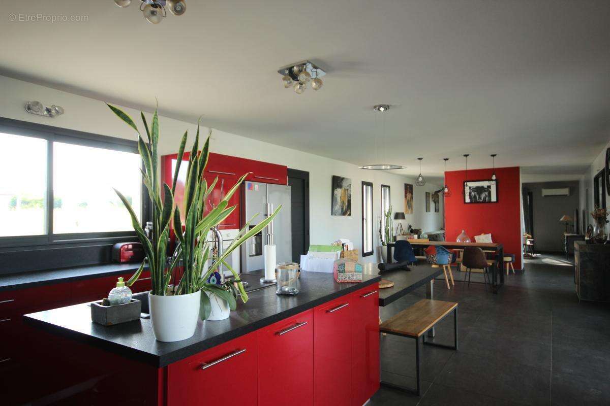 Maison à MOUSCARDES