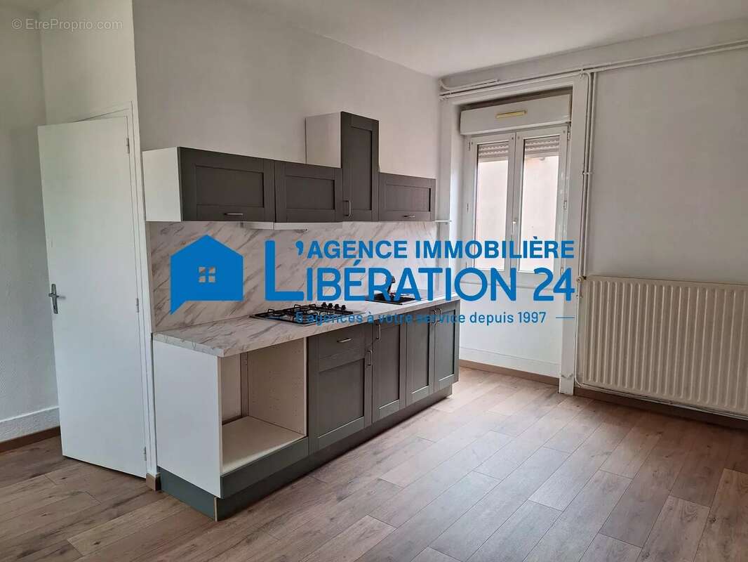 Appartement à Saint-Chamond  - photo 2