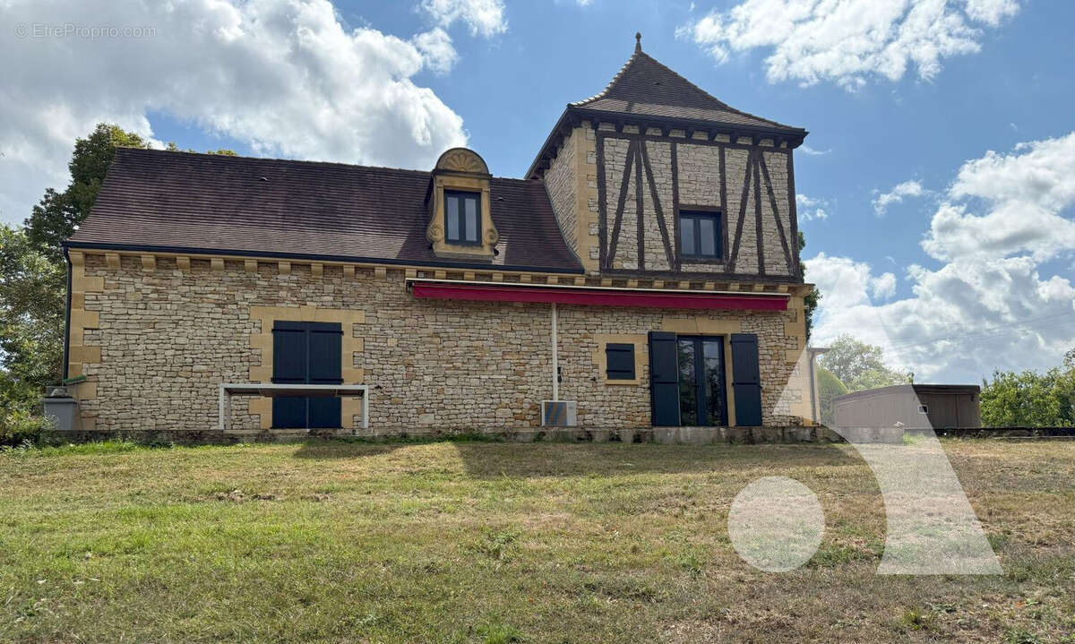 Maison à SARLAT-LA-CANEDA