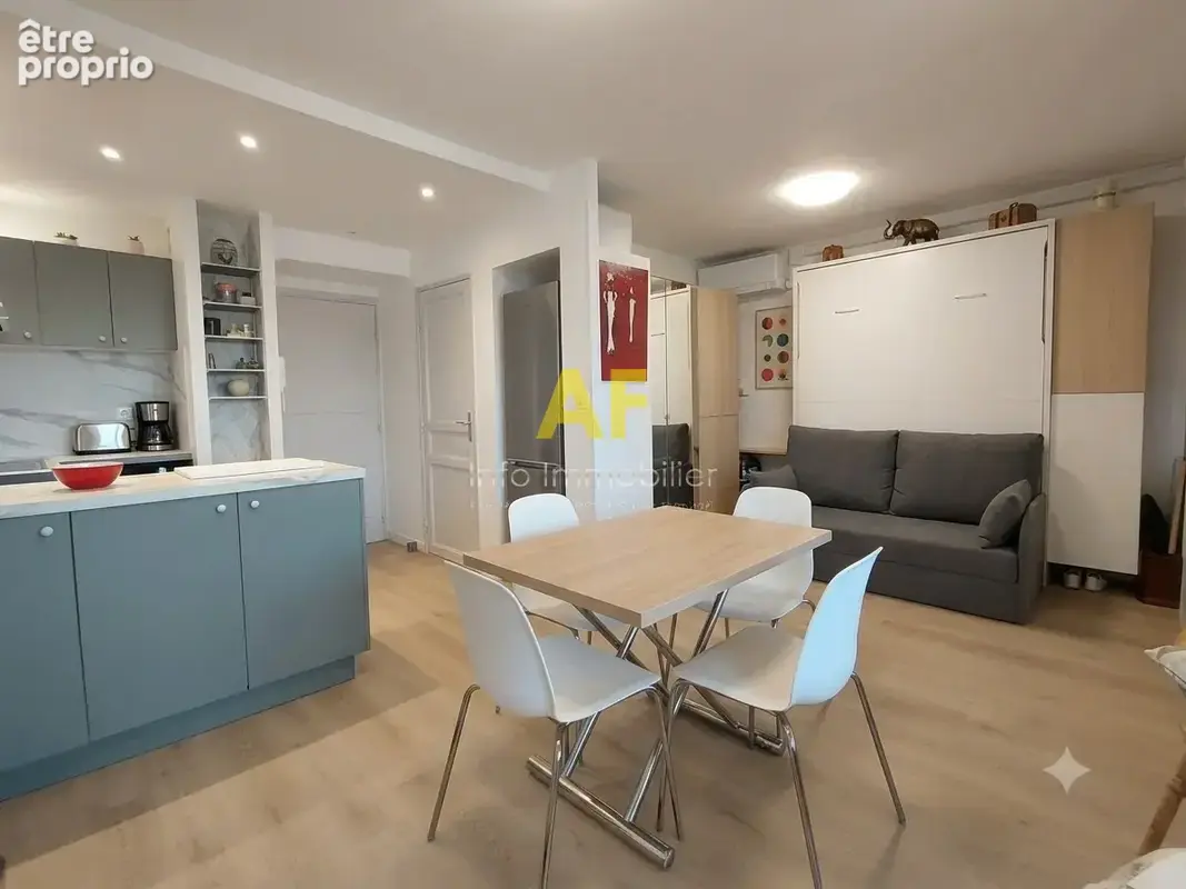 Saint-Raphaël : appartement BORD DE MER VUE MER - photo 6