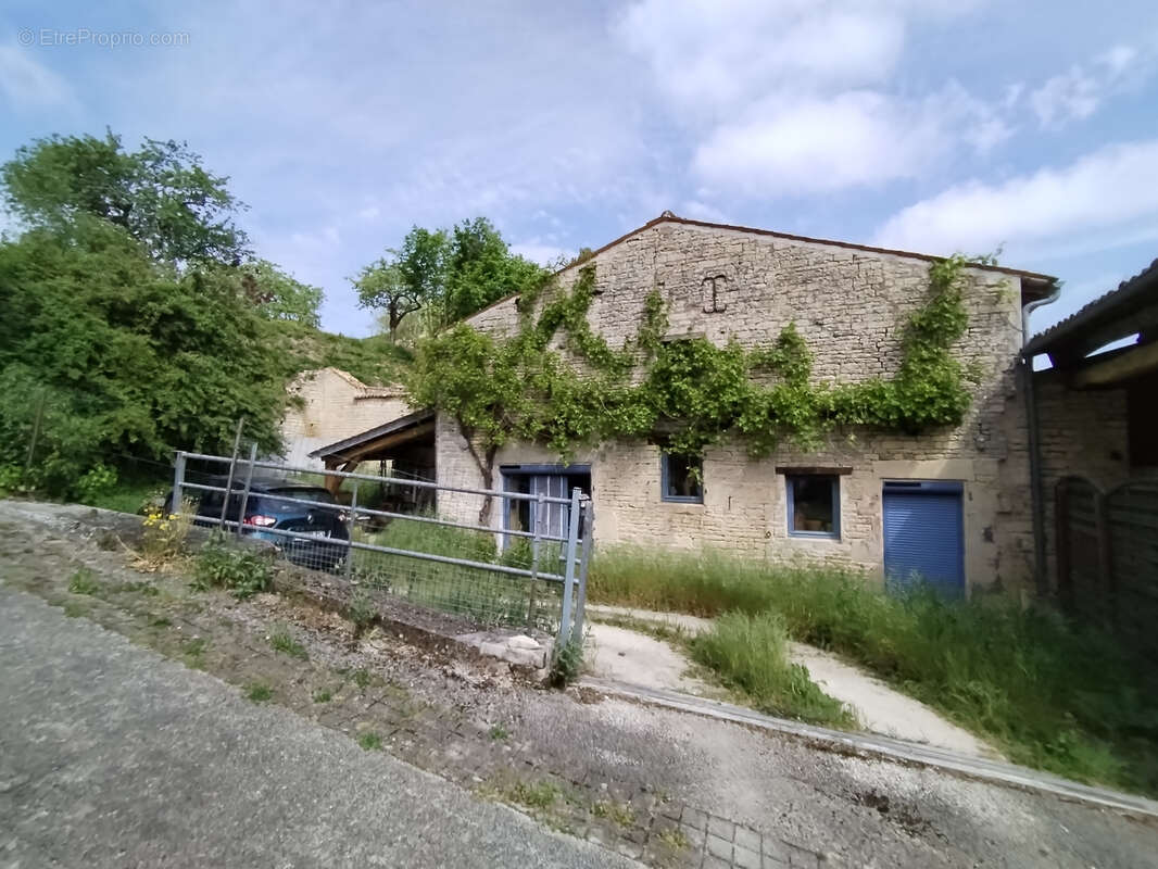 Maison à CHIZE