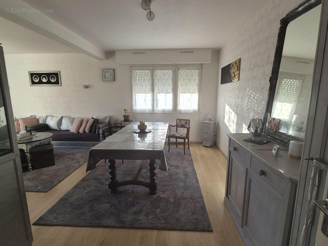 Appartement à VILLEFRANCHE-DE-ROUERGUE