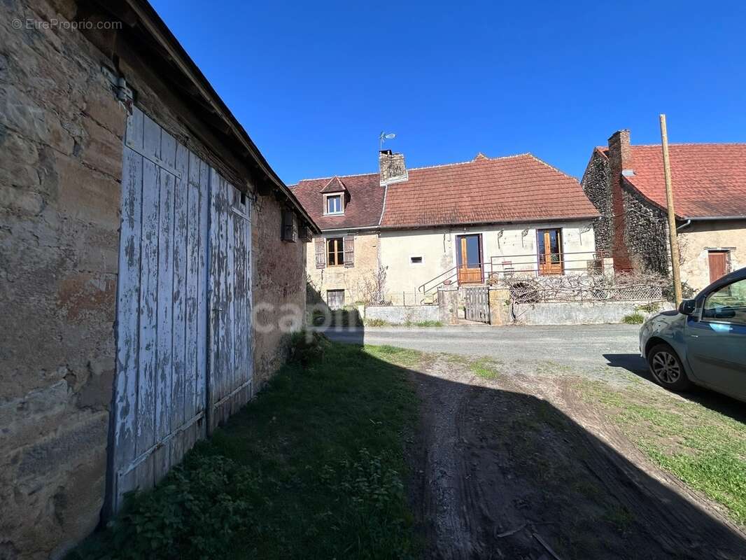 Maison à vendre 3 pièces HAUTEFORT (24) - photo 25