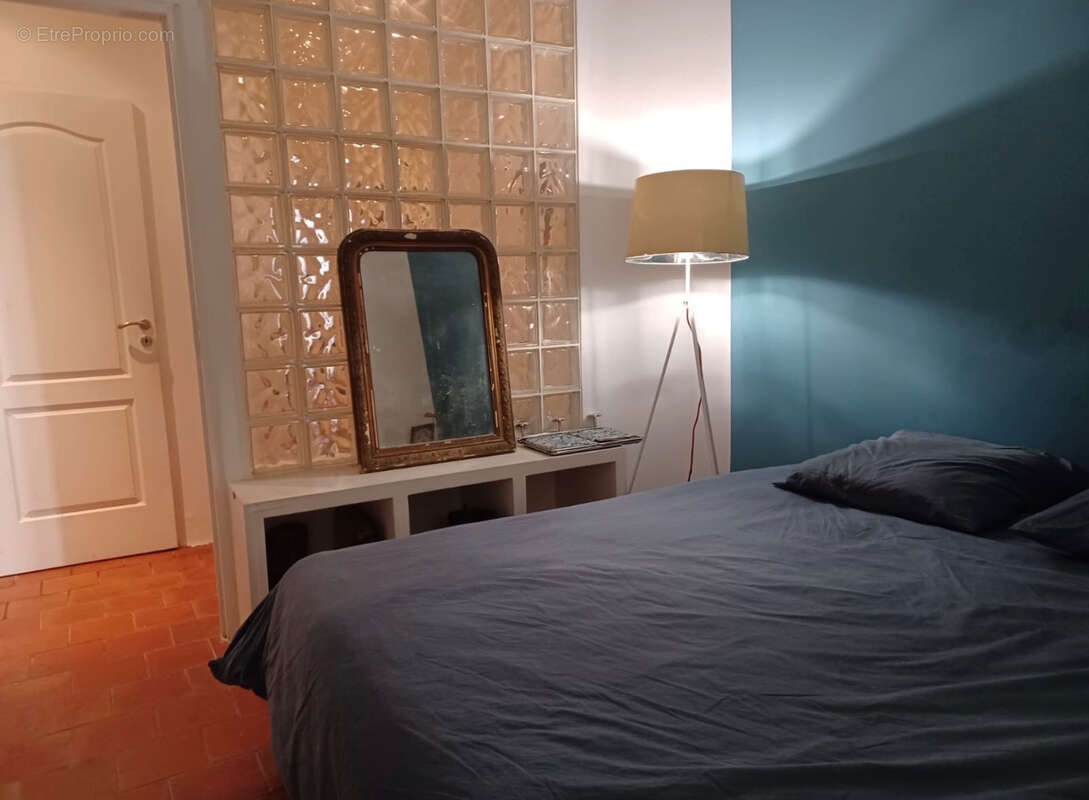 Appartement à MARSEILLE-7E