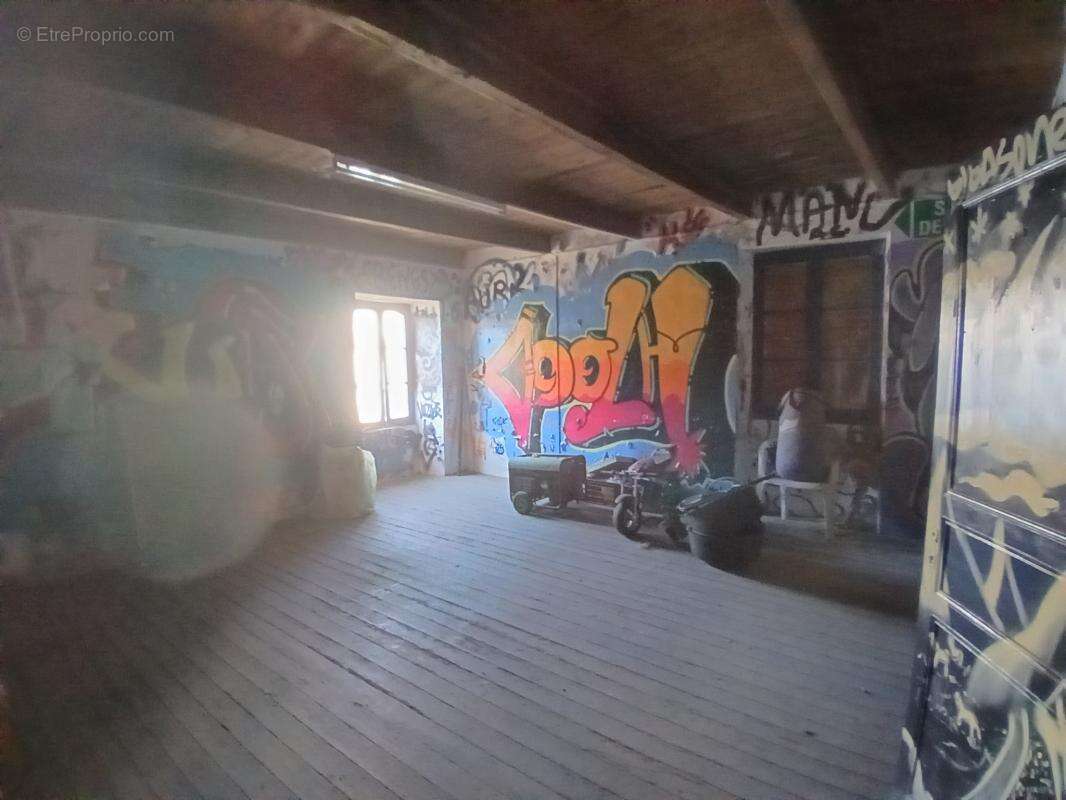 Maison à CHAMPAGNE-MOUTON