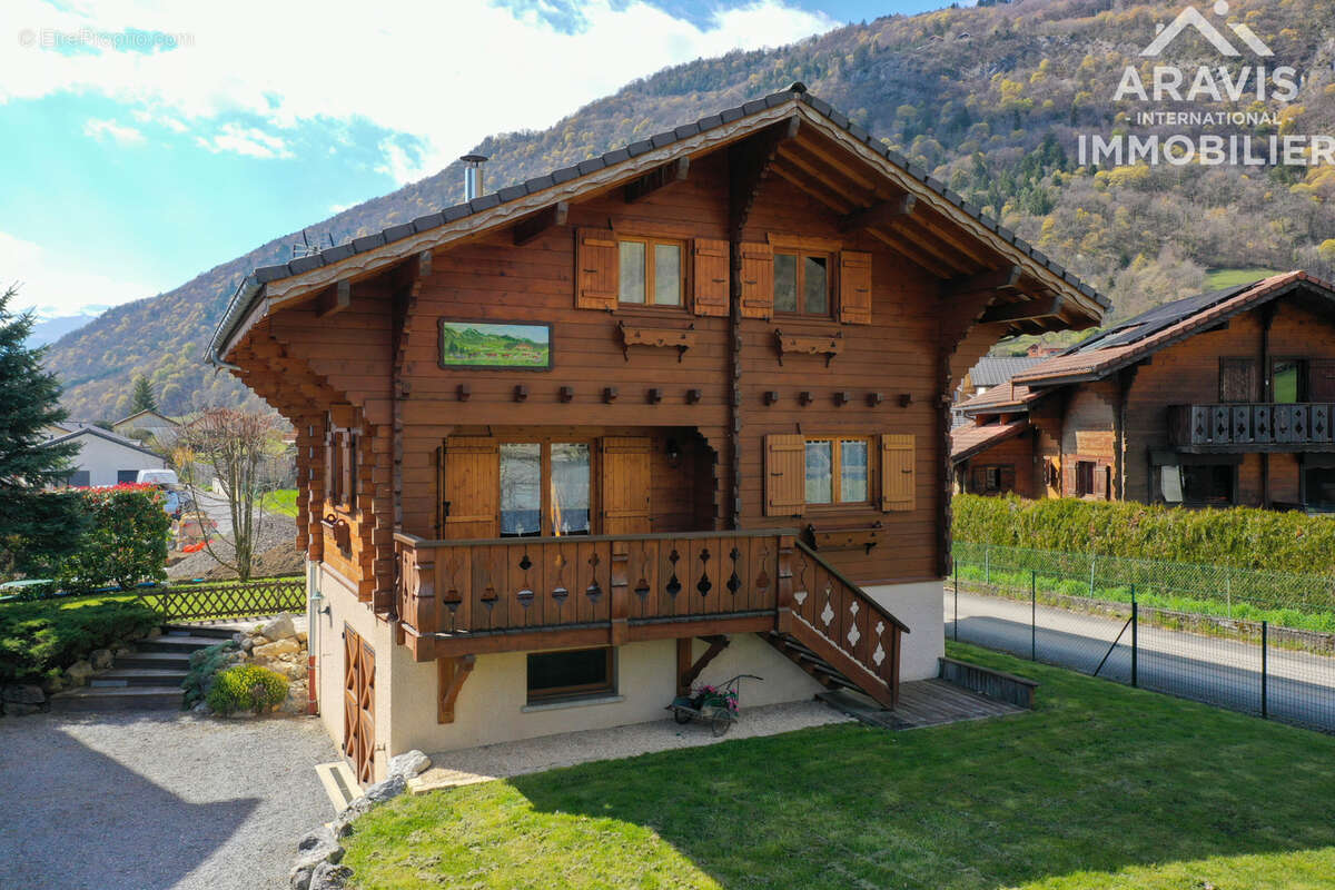 Maison à LATHUILE