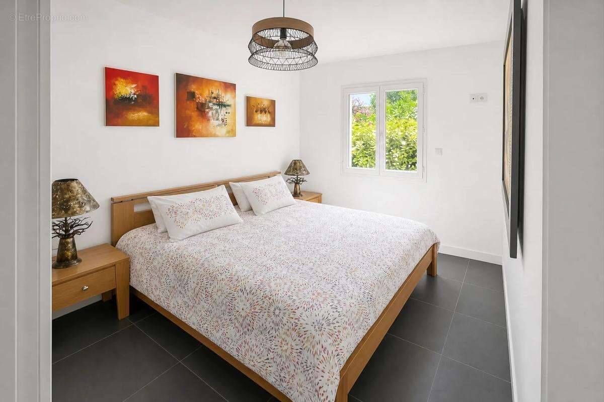 Villa 5 pièces - 140 m2 - Saint-Estève - photo 12