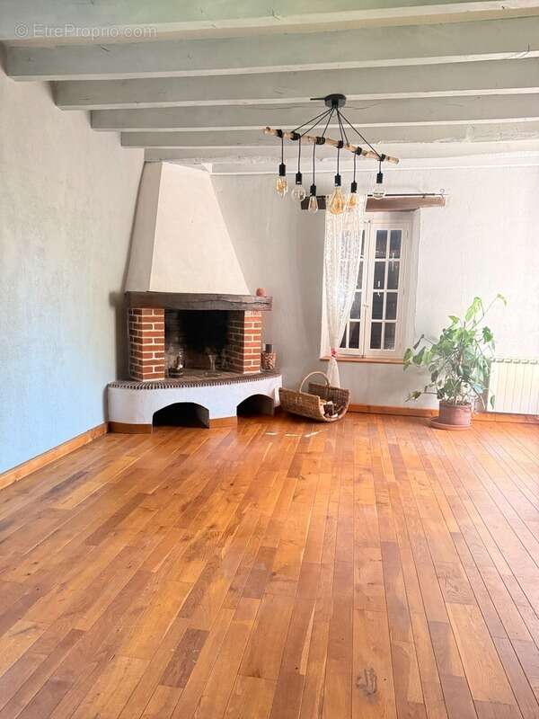 Maison à SAINT-VAURY