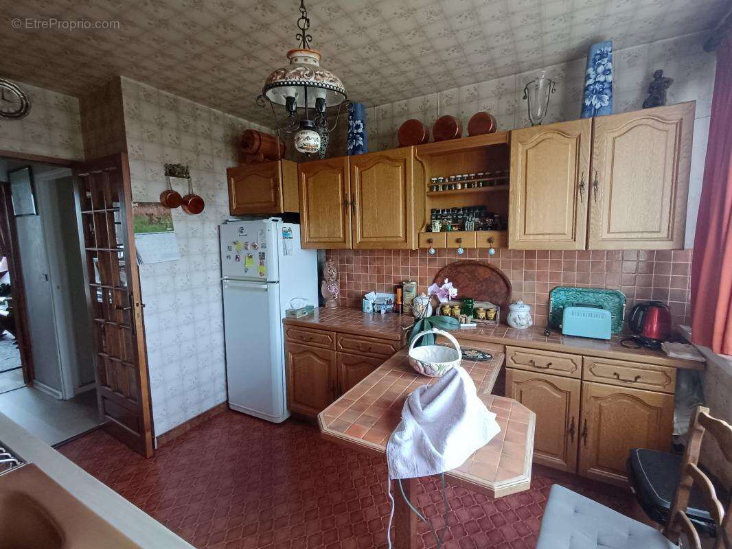 Appartement à FONTENAY-LE-FLEURY