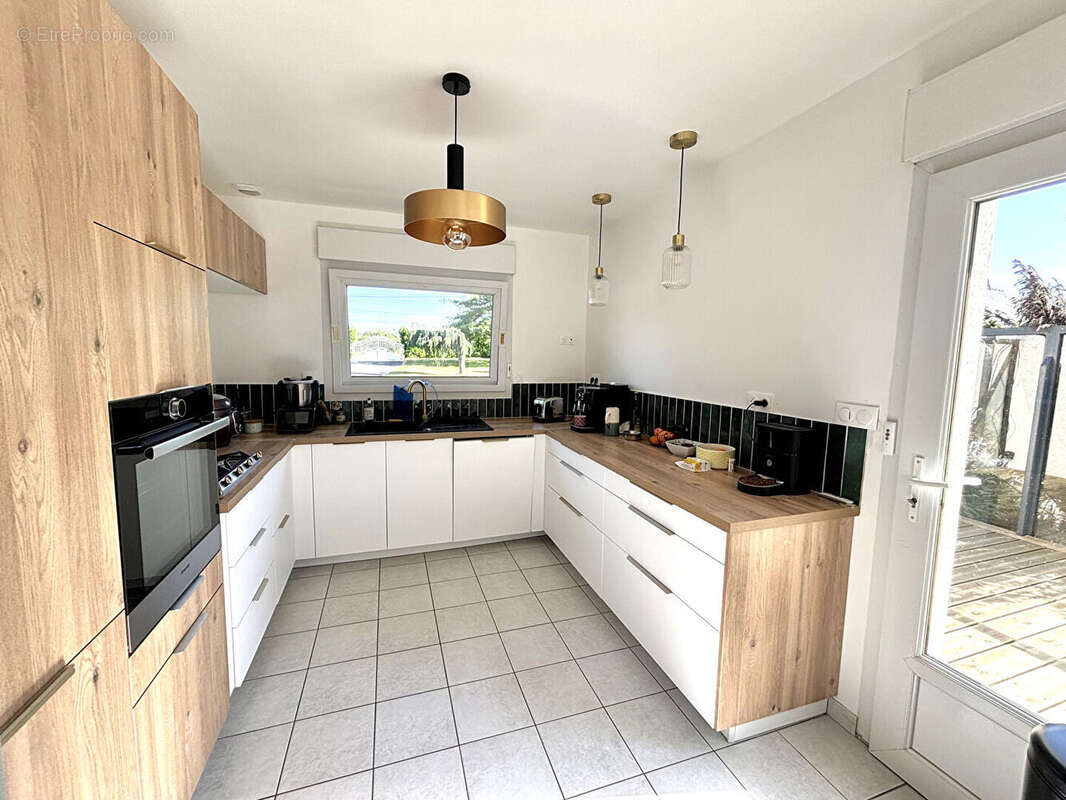 Maison contemporaine de 143 m2 sur un hectare de terrain - photo 3
