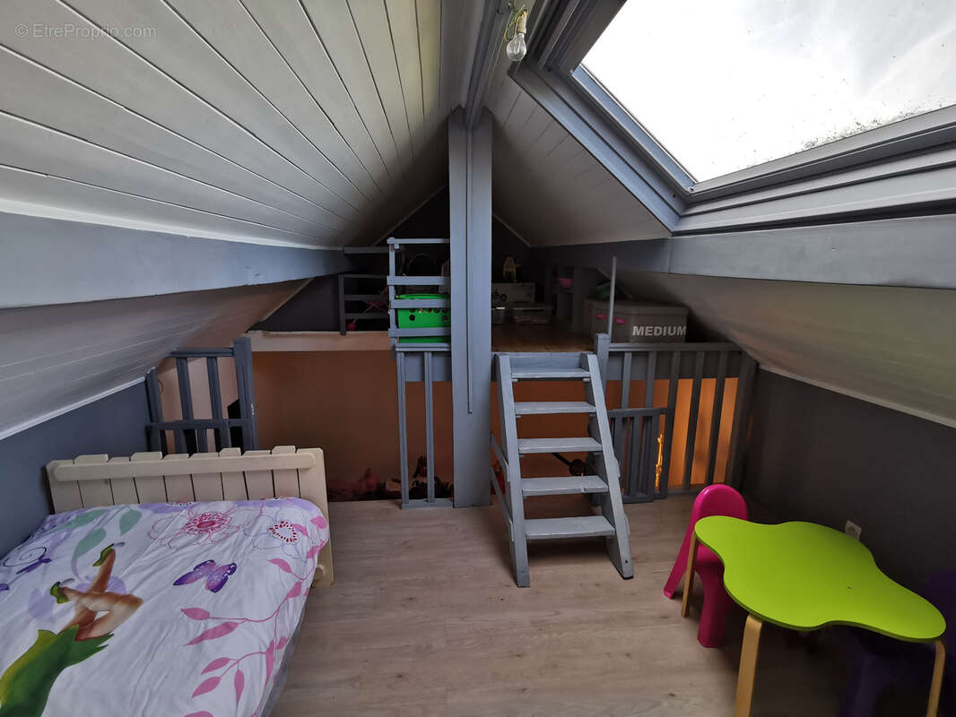 Maison à VIGNEUX-SUR-SEINE