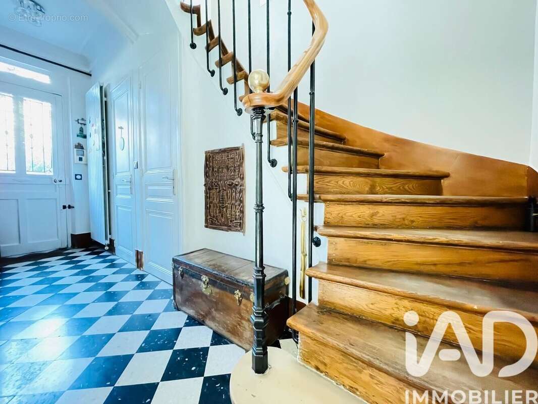 Photo 2 - Maison à SAINT-MAUR-DES-FOSSES