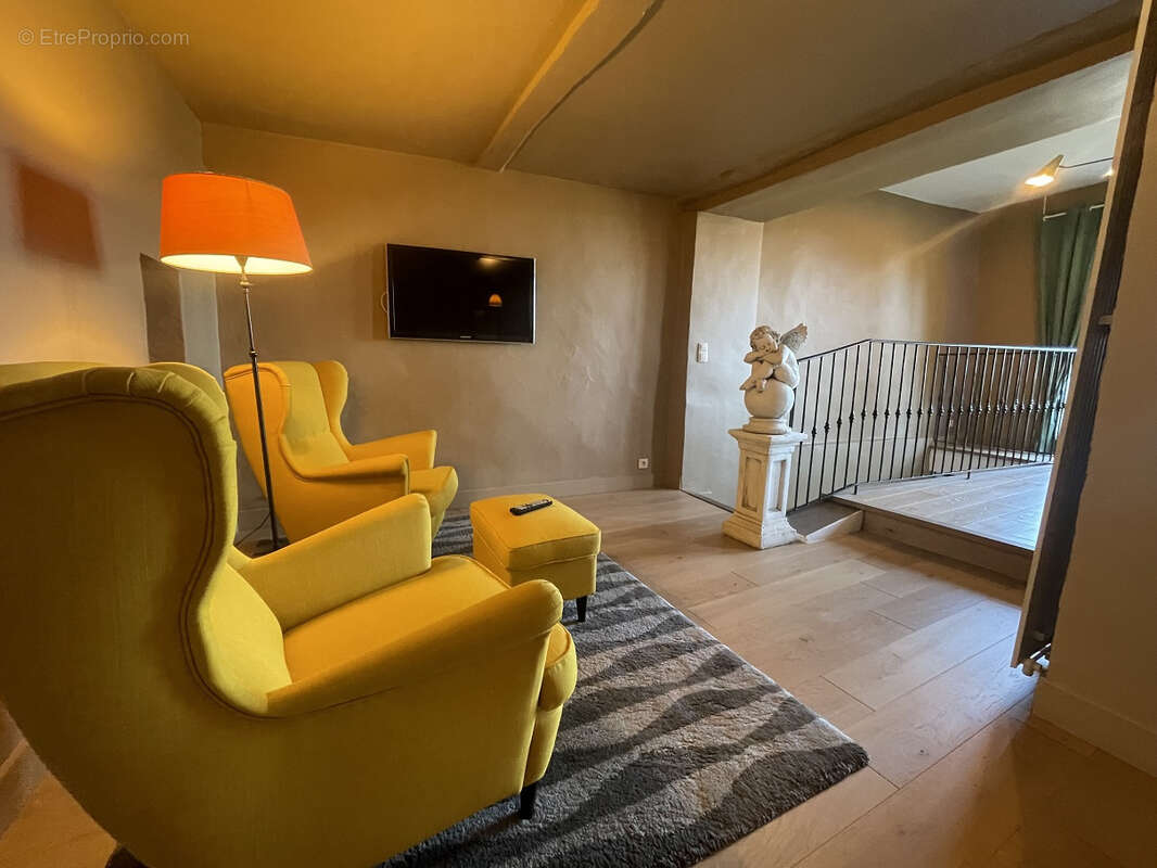 Maison à VAISON-LA-ROMAINE