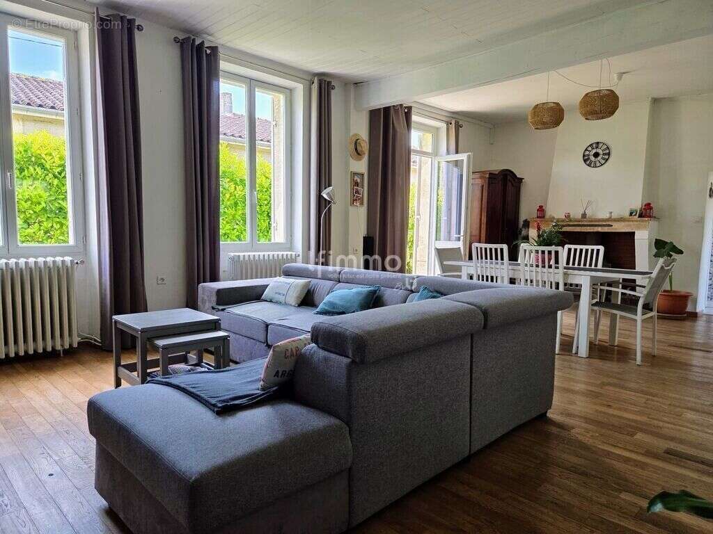 Maison à LISTRAC-MEDOC