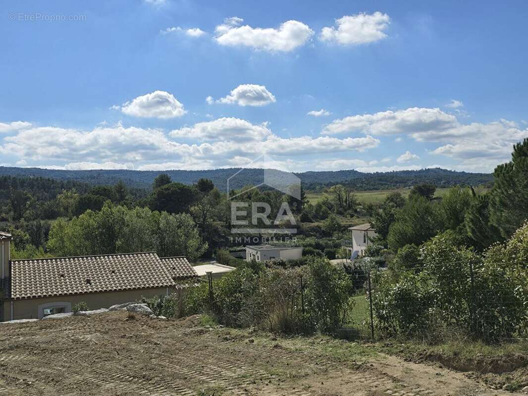 Terrain à CARCASSONNE