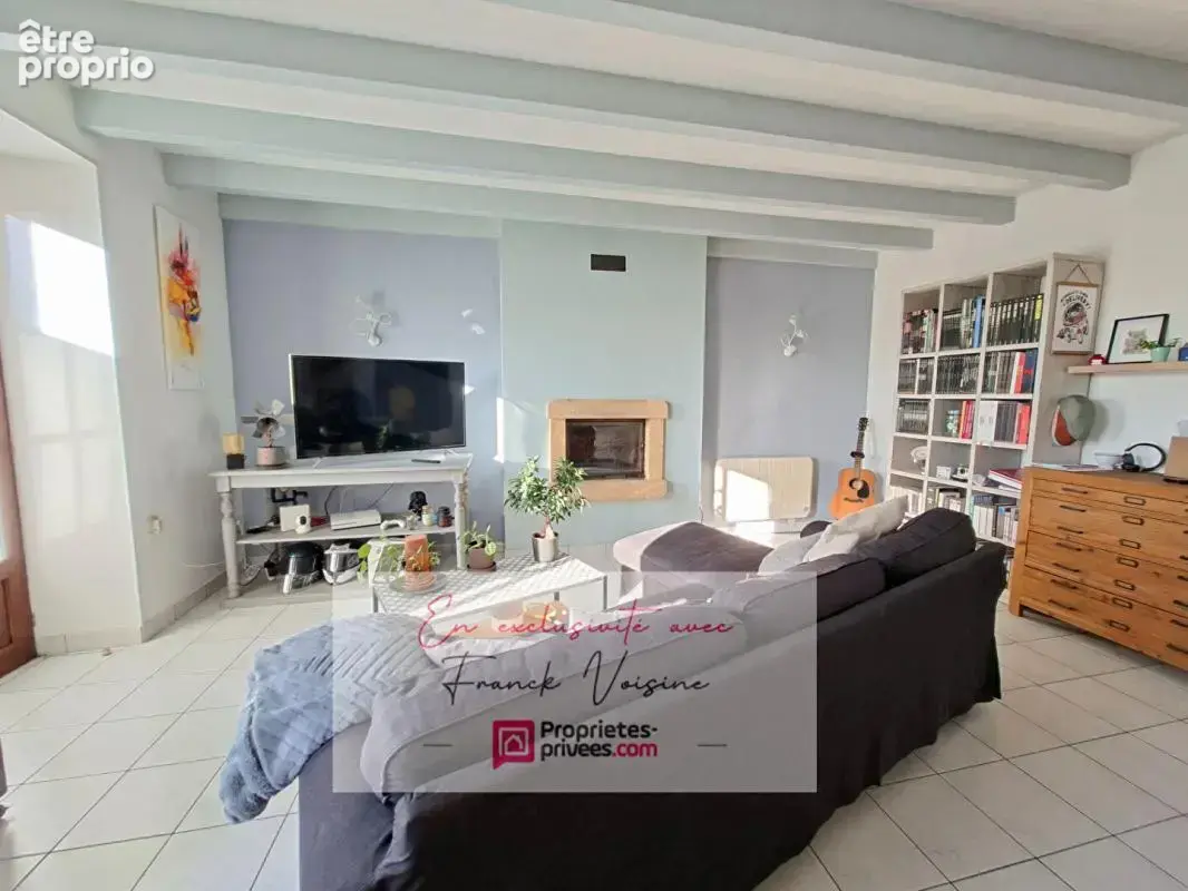 A VENDRE en Exclusivité aux Herbiers, maison de 104 m2 avec 2 chambres (possibilité 3° chambre)  et 1 bureau sur une parcelle de - photo 18