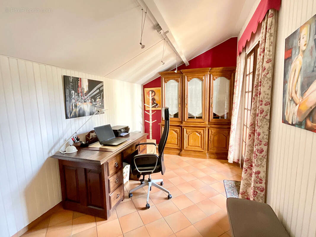 Maison à CONFLANS-SAINTE-HONORINE