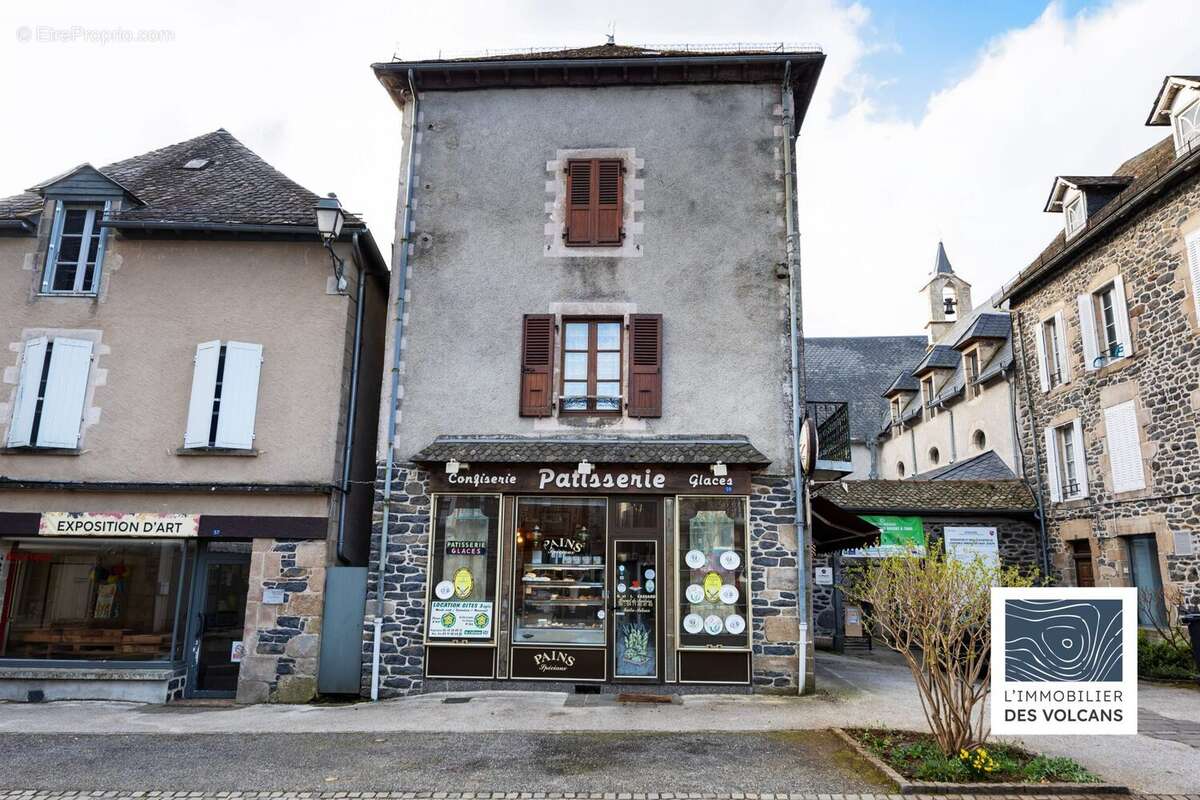 Appartement à PLEAUX