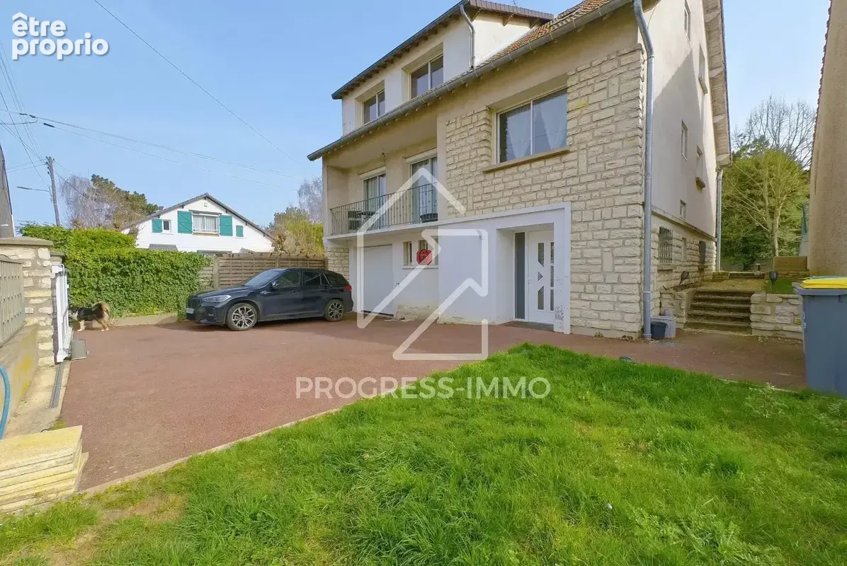 Maison familiale de 170m² sur 532m² terrain à - photo 10