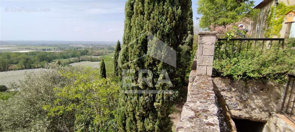 Maison à CLERMONT-DESSOUS