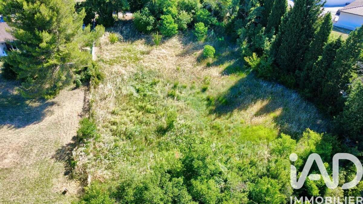 Terrain 990 m² à Villepinte  - photo 4