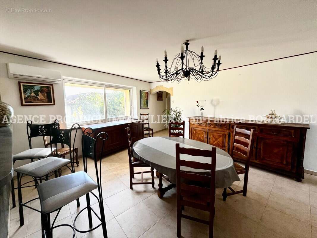 Maison à ROCHEBRUNE