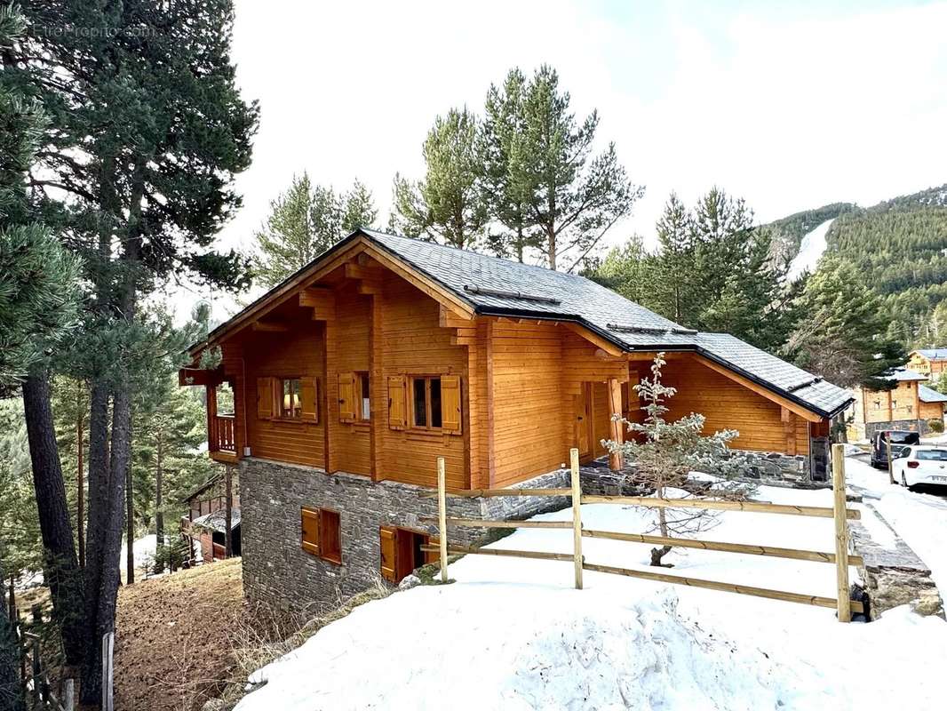 Maison à PUYVALADOR