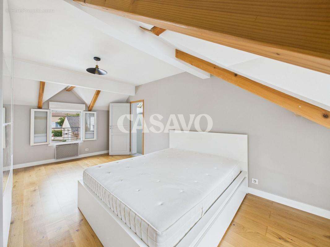 Appartement à PIERRELAYE