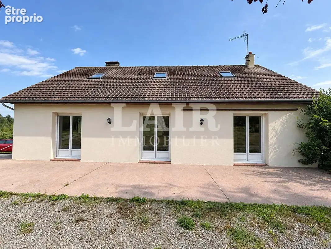 Maison à MAGNY-LE-DESERT