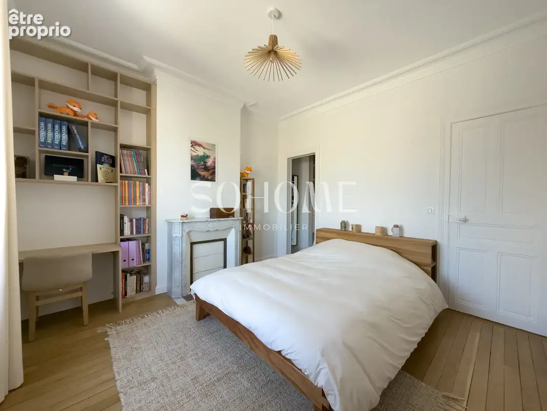 Appartement t5 renove avec loggia - hyper centre reims - photo 9