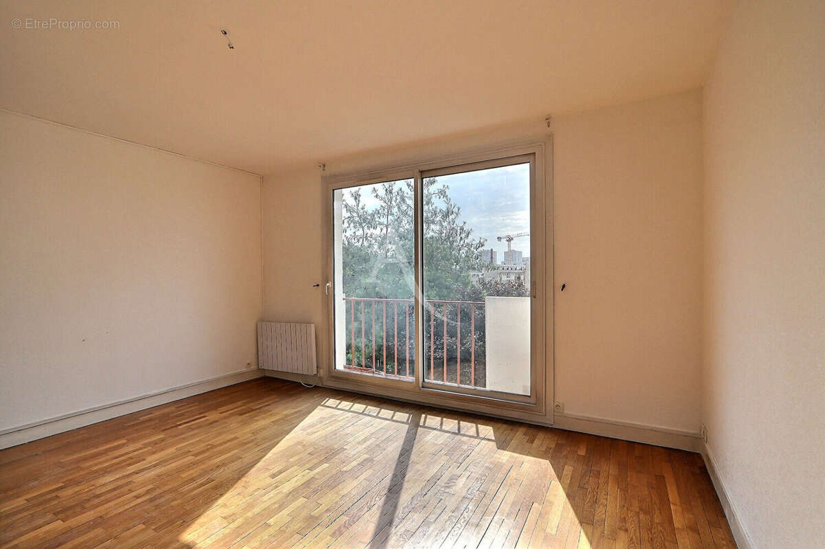Appartement à AUBERVILLIERS