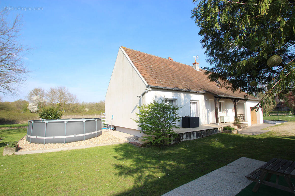 Maison à SAINT-MARCEL