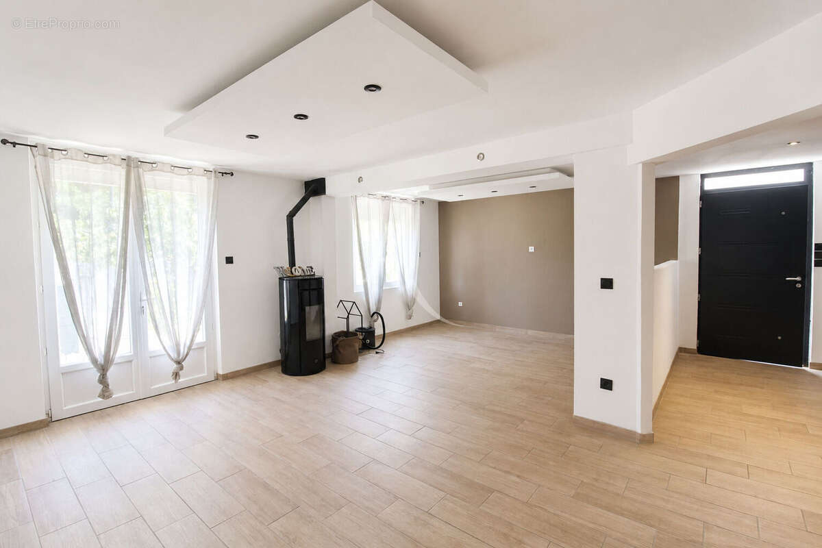 Maison 8 pièces - photo 2