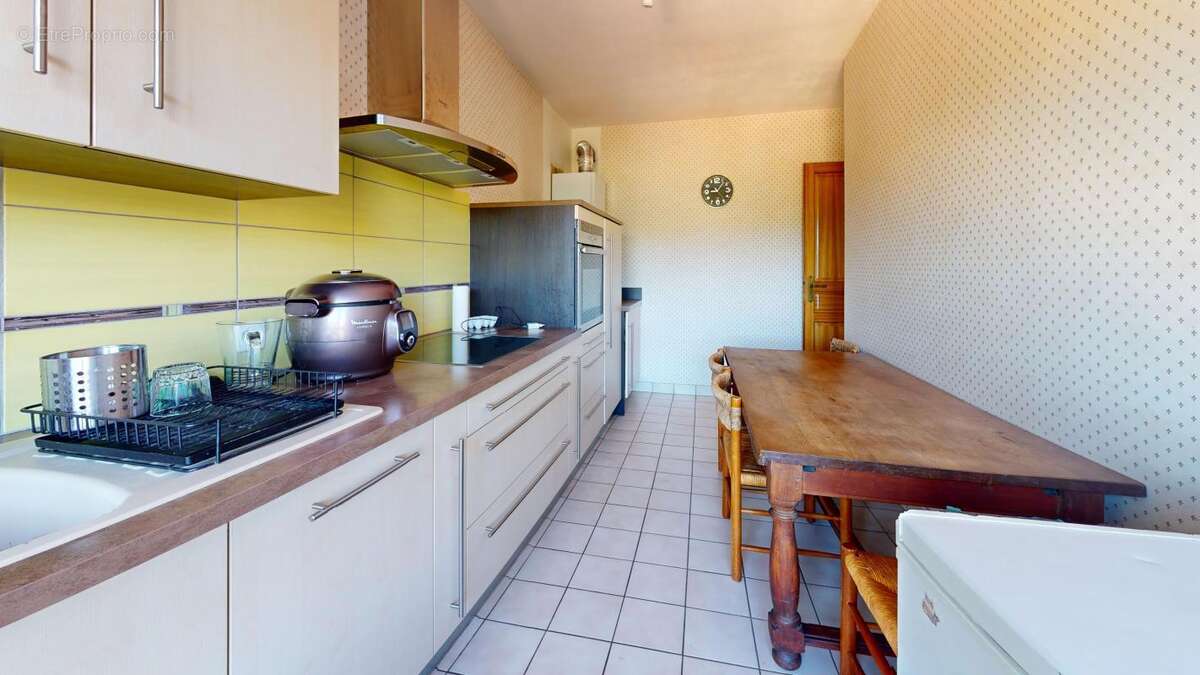 Appartement pouvant évoluer T3 vers T4 / garage fermé en sus (15.000 euros) - photo 7