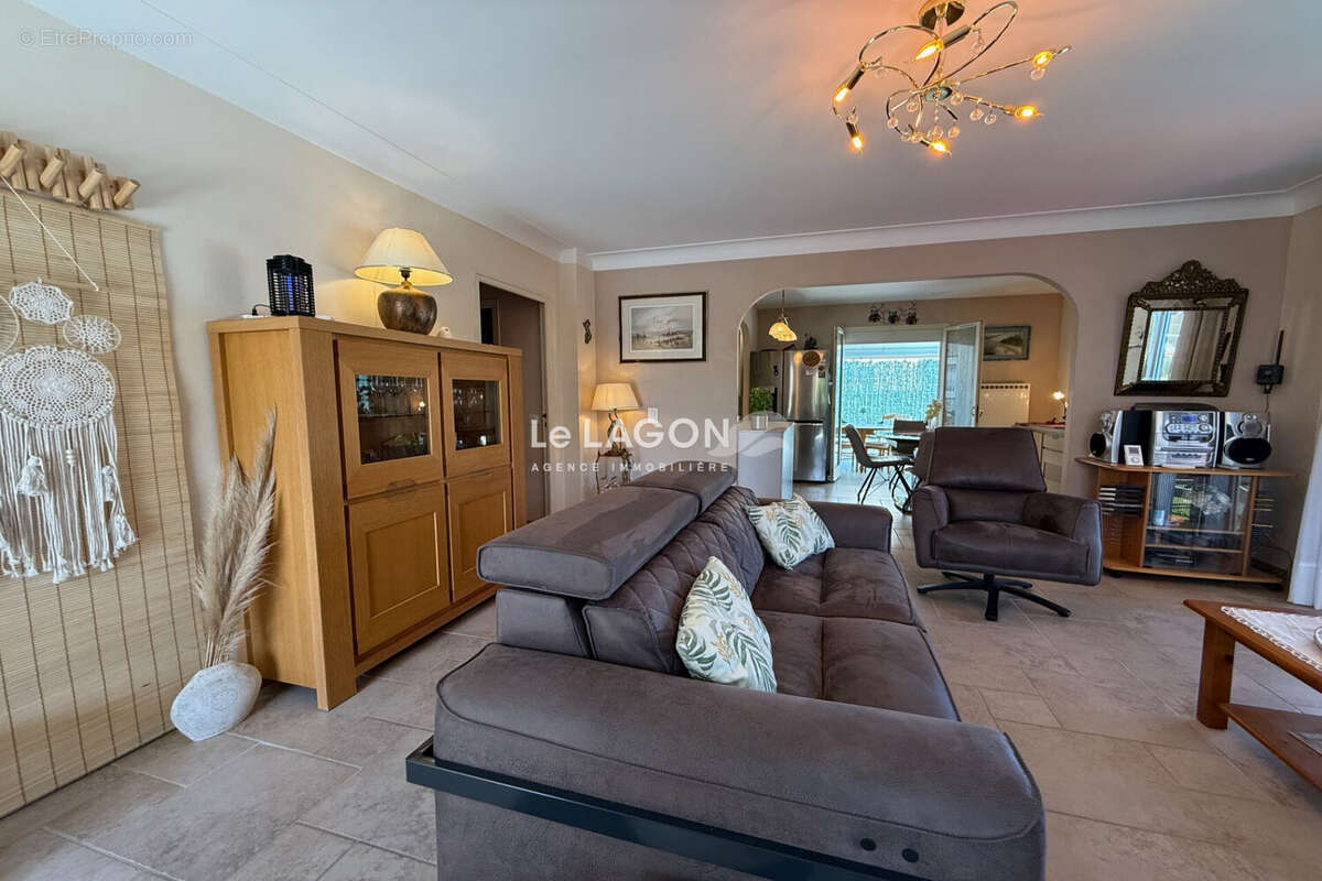 Maison à SAINT-CYPRIEN