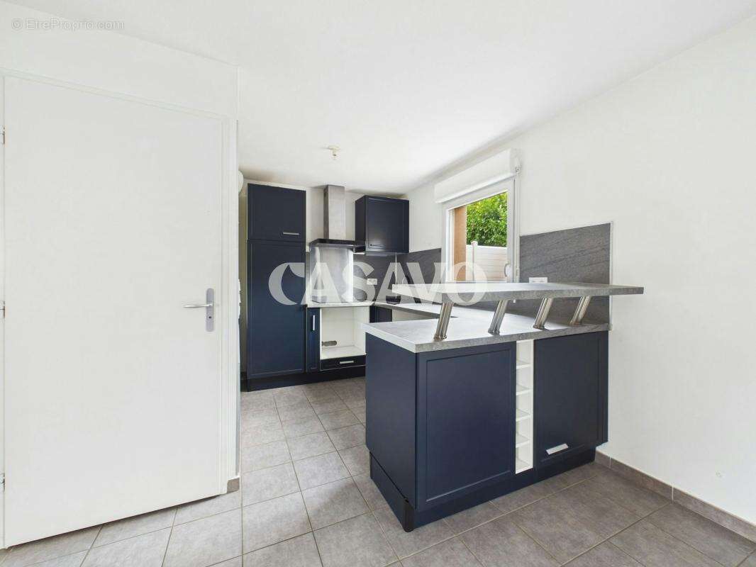 Vente Maison 4 pièces de 75m² - 69200 Vénissieux - photo 3