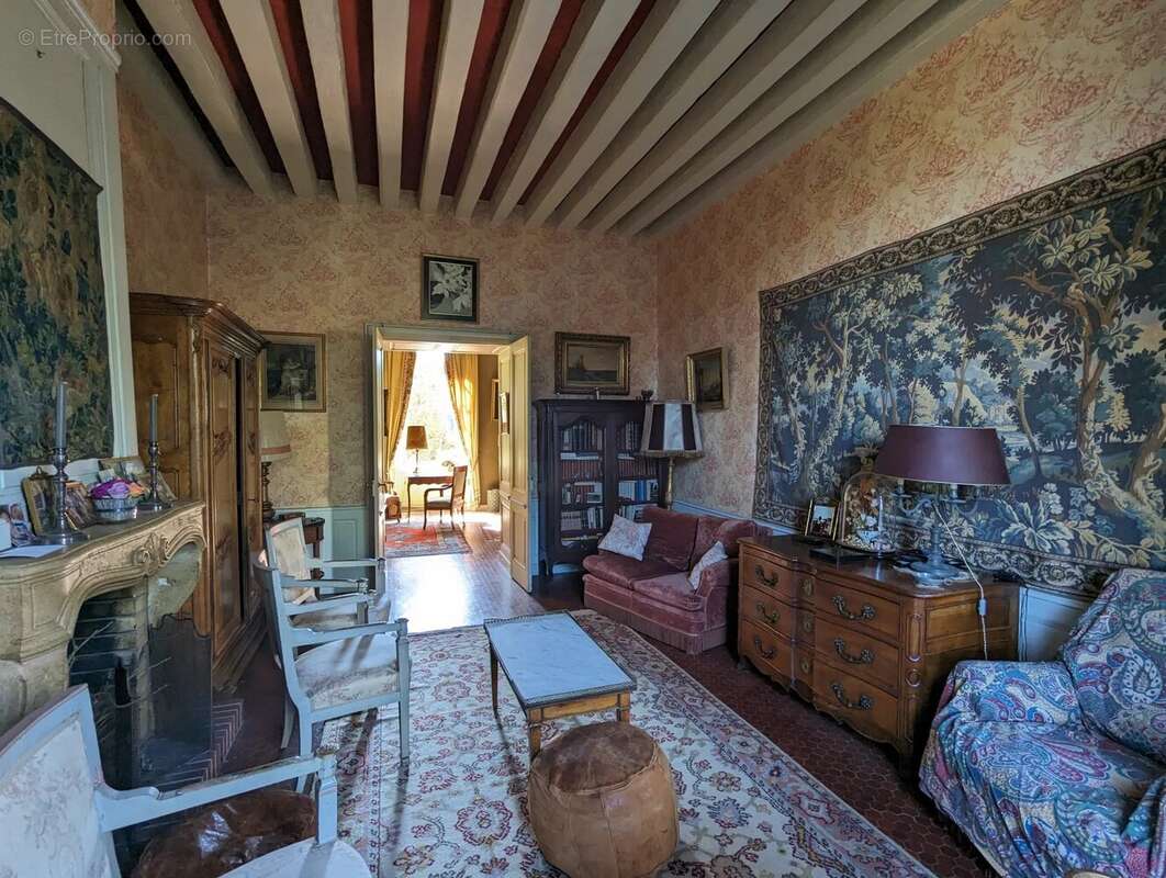 MAISON ANCIENNE 290 m² / jardin 400 m² - photo 10