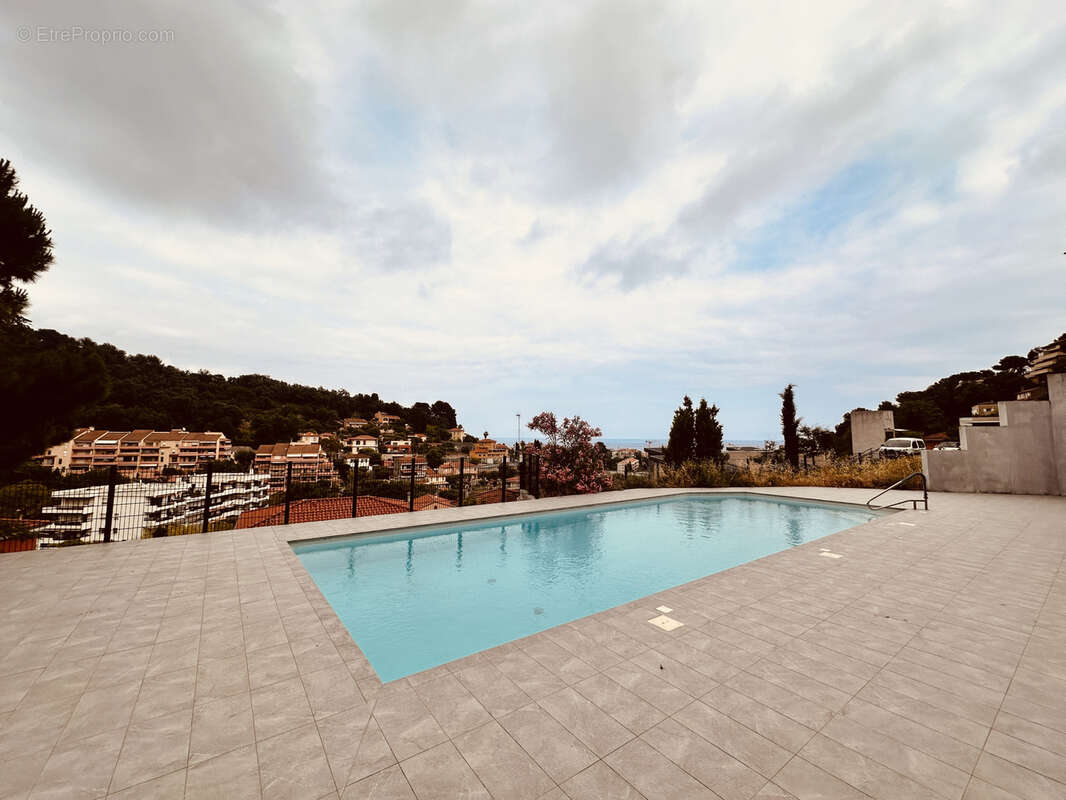 Appartement à ROQUEBRUNE-CAP-MARTIN