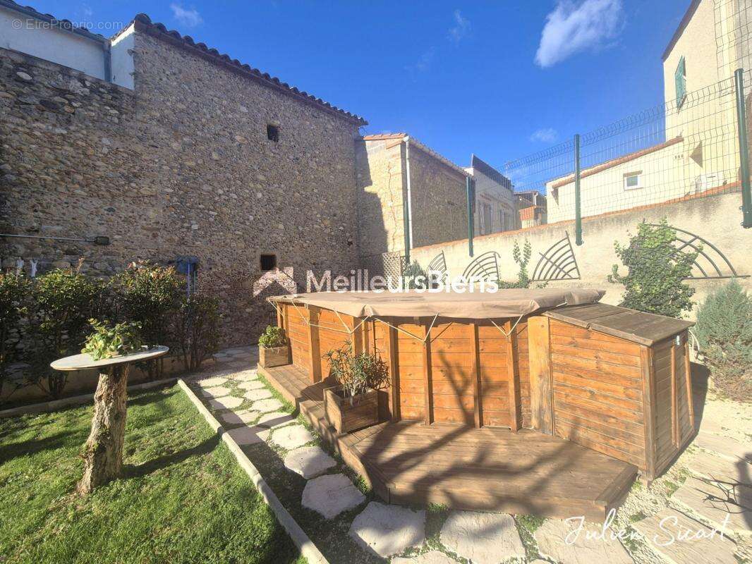 Maison à SAINT-FELIU-D'AVALL