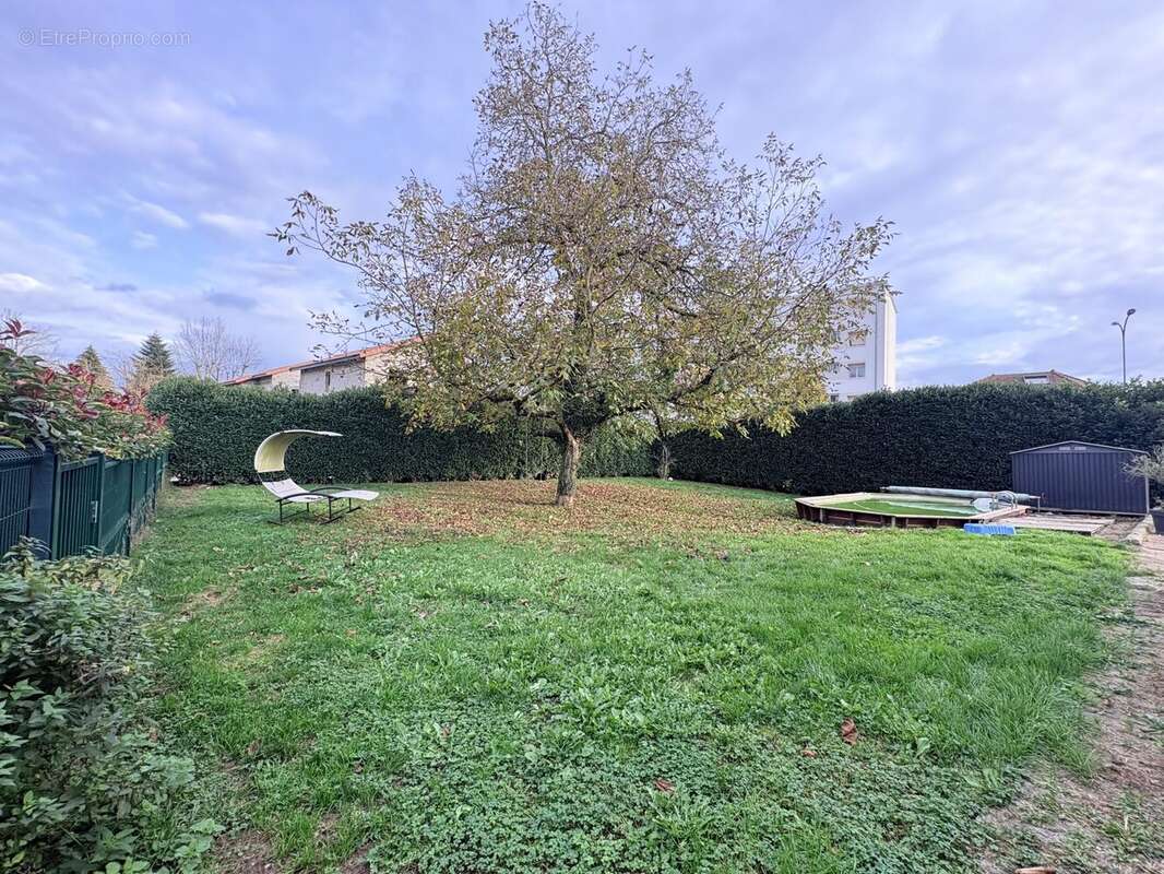 Maison à LA TOUR-DU-PIN