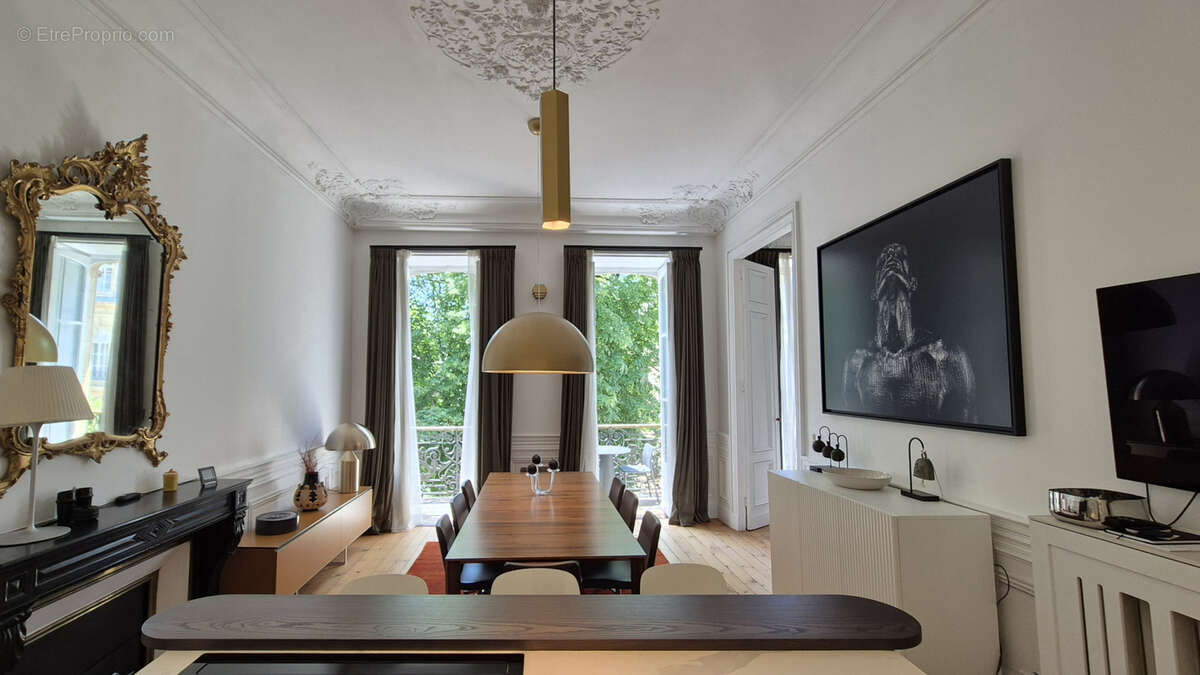 Appartement à BORDEAUX