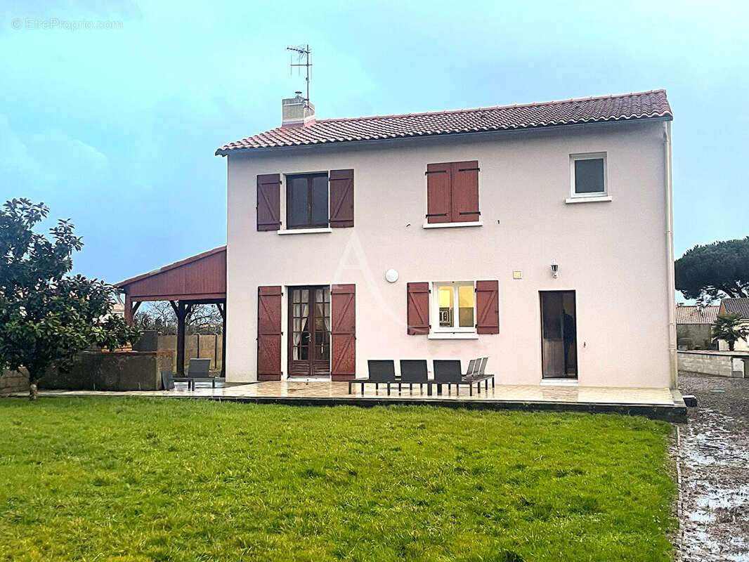 Maison à LA MARNE