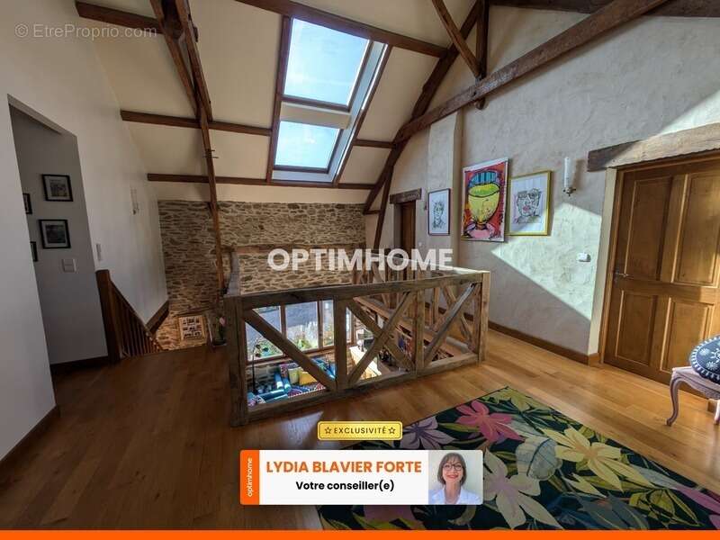 Maison à NEUVIC-ENTIER