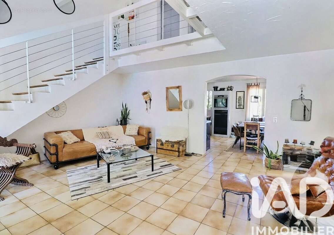 Photo 3 - Maison à FREJUS