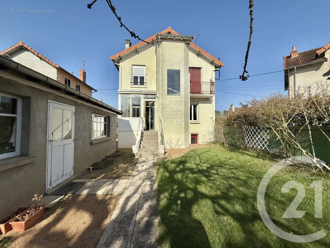 Maison à MOULINS