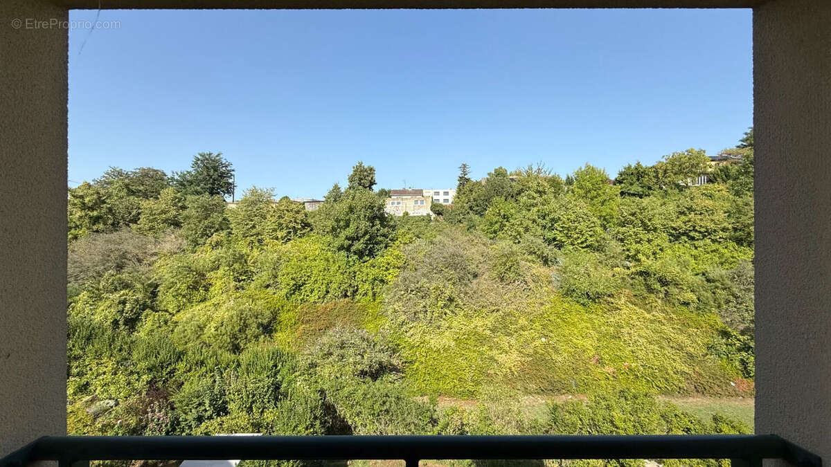 Appartement à CORBEIL-ESSONNES